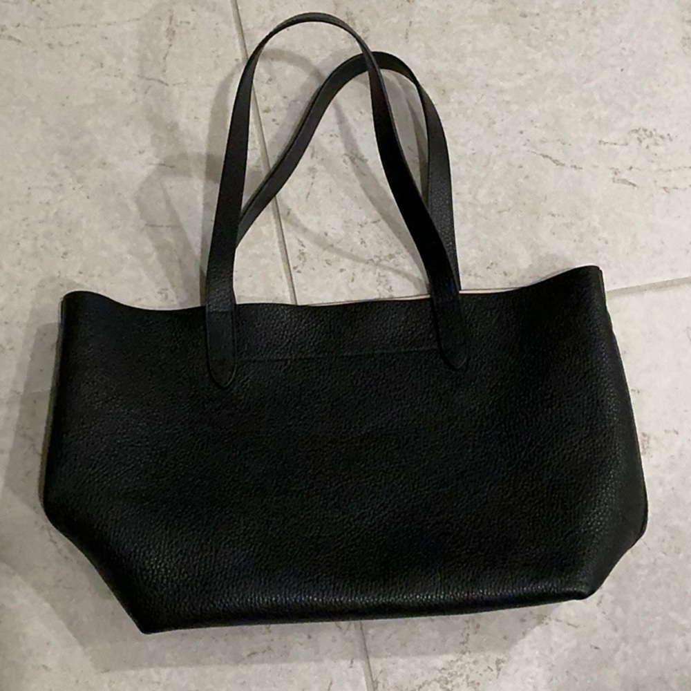 Cuyana black tote-never used!
